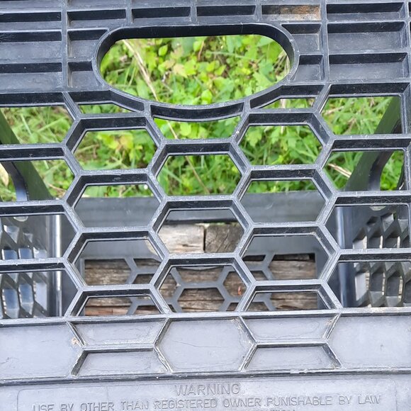 Garelick Farms, Franklin MA Black Plastic Milk Crate Vintage Dairy - Picture 3 of 5